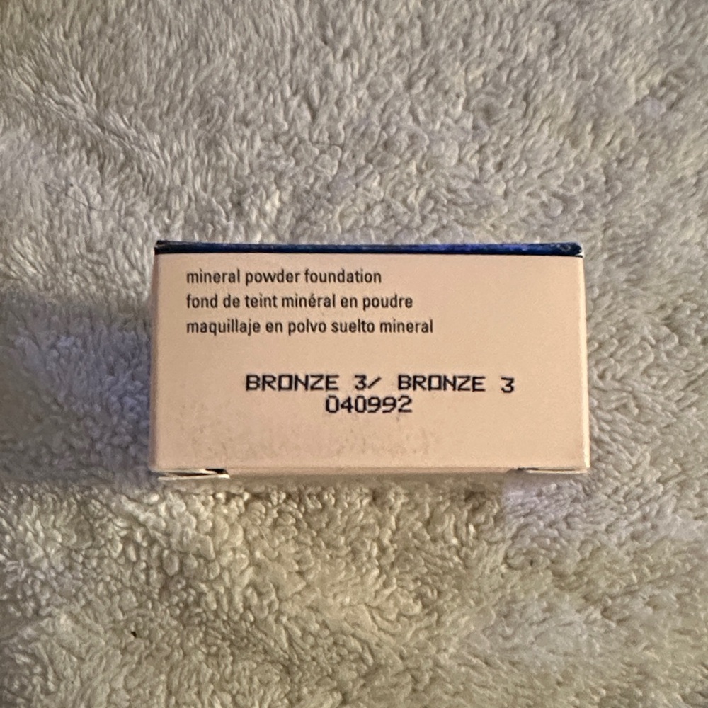 Mary Kay Mineral Powder Foundation - Bronze 3